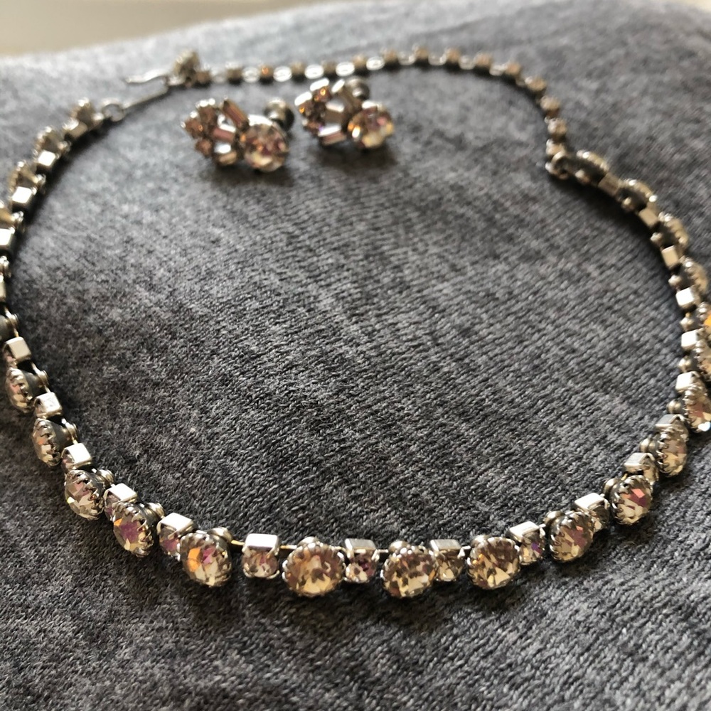 Vintage Art Deco screw back earrings and choker